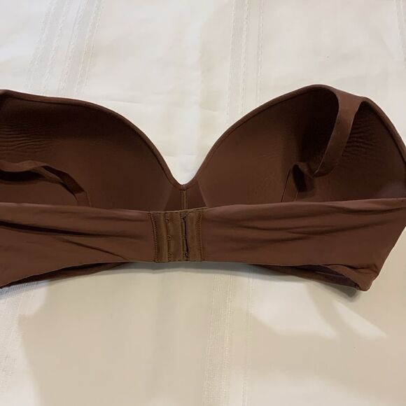 Victoria's Secret Size 38 DD "Body by Victoria Apex brown lightly padded bra - Picture 3 of 8